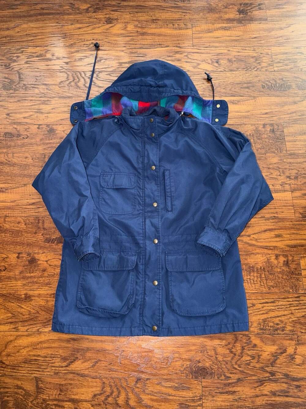 Woman’s Eddie Bauer Vintage Mountain Parka Jacket Blue Plaid Fleece Lined